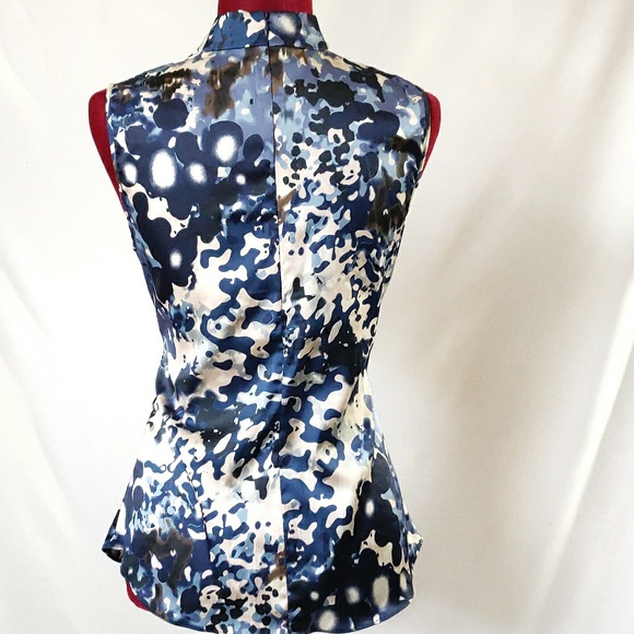 EUC DStudio Sleeveless Top - Picture 2 of 7